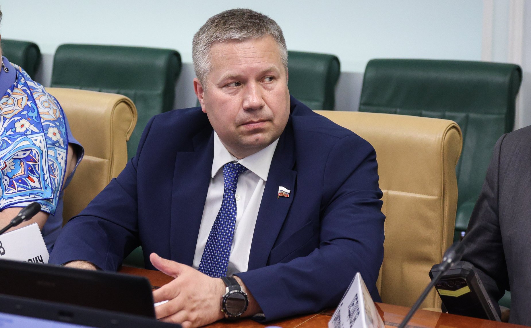 Денис Гусев
