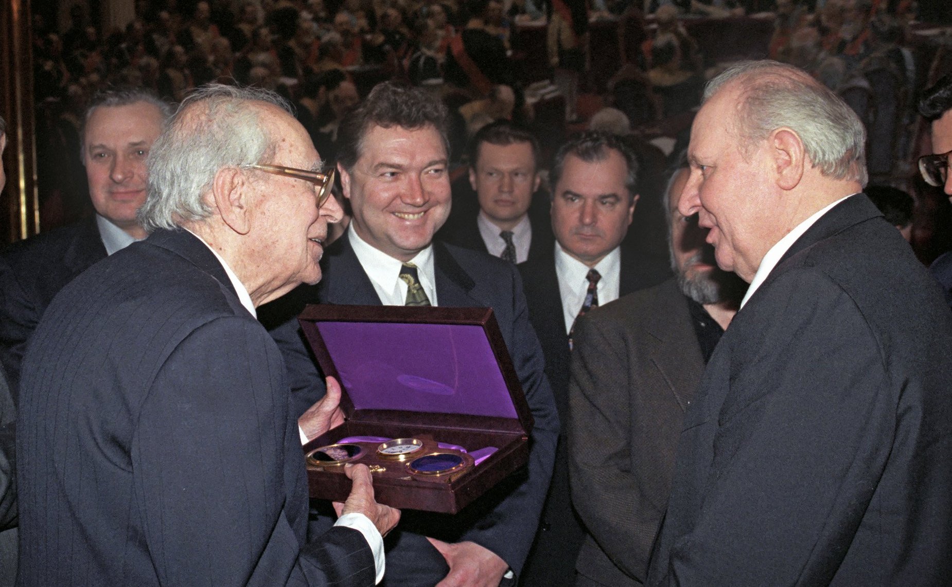 Академик РАН Дмитрий Лихачев и Председатель СФ Егор Строев