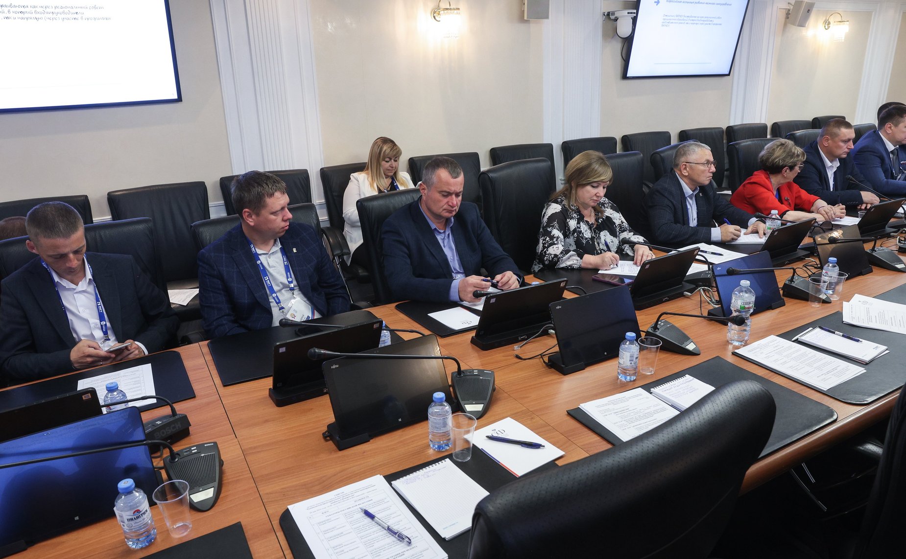 Встреча сенаторов Российской Федерации с участниками Программы «Руководители представительных органов местного самоуправления Донбасса и Новороссии»