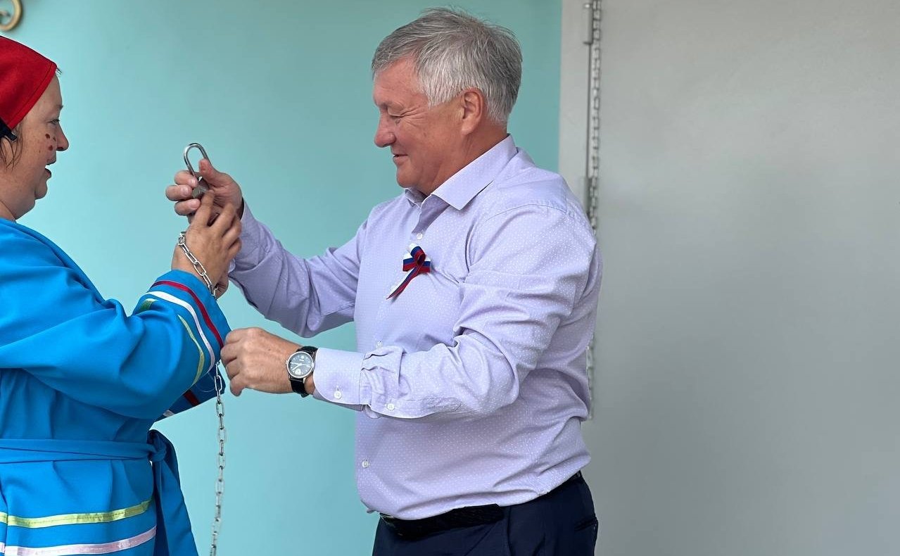 Сергей Михайлов в ходе поездки в регион принял участие в торжественном открытии после ремонта Дома культуры в поселке Нагорный Нерчинского района