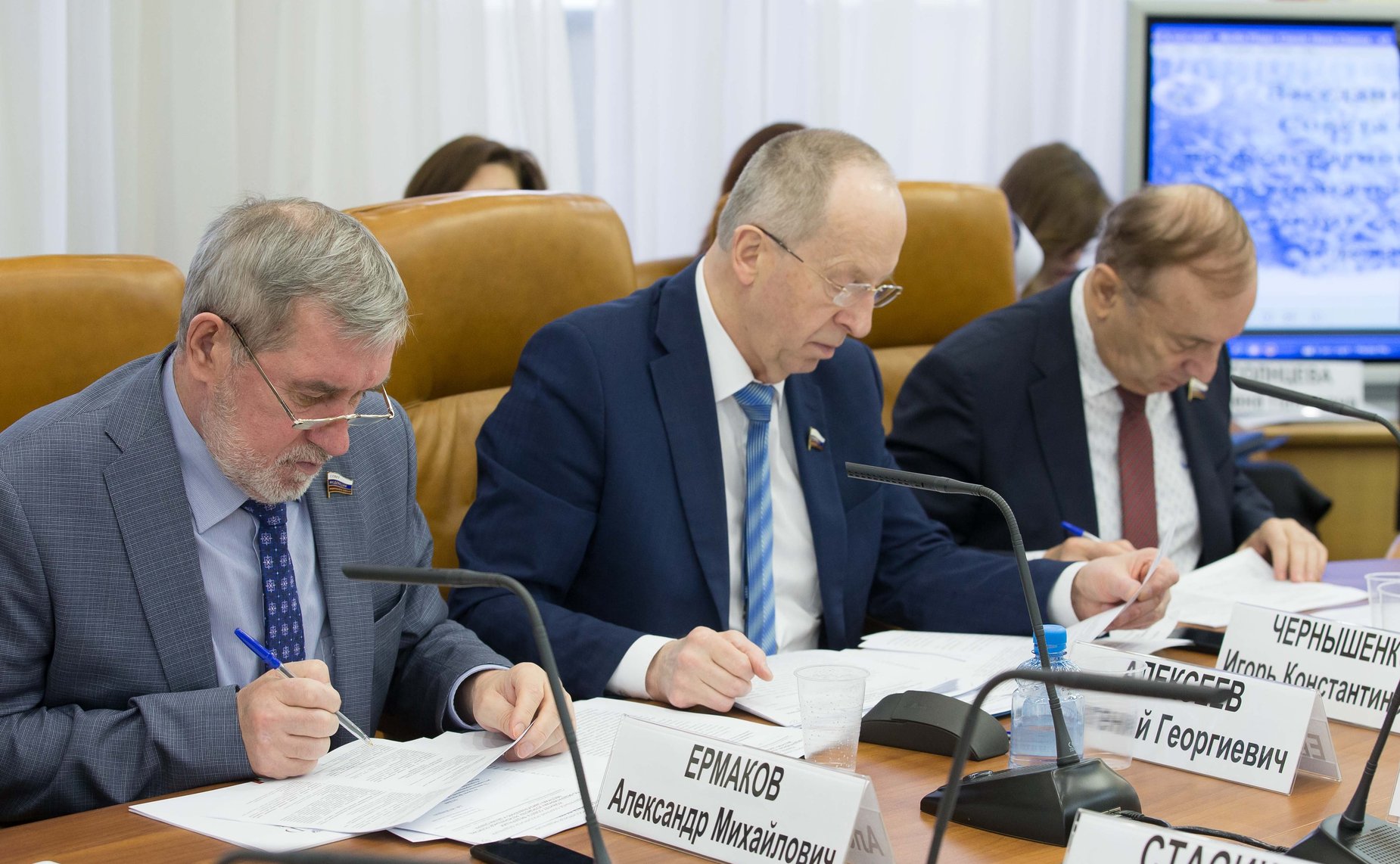 Заседание Комитета по федеративному устройству, региональной политике, местному самоуправлению и делам Севера