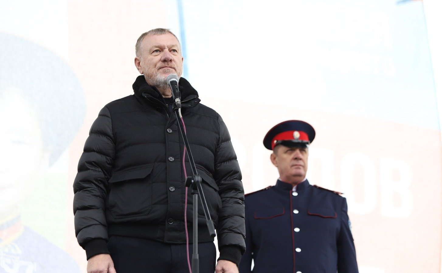 Сергей Горняков и Николай Семисотов приняли участие в церемонии награждения юного героя Глеба Новикова памятной медалью «За проявленное мужество»