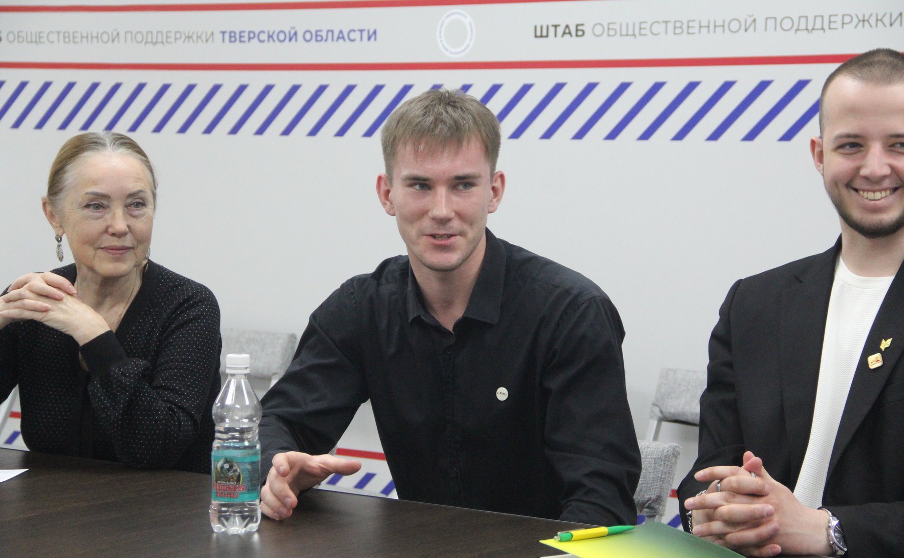 Андрей Епишин провел встречу в Штабе общественной поддержки Тверской области с представителями региональной Общественной палаты и активистами регионального отделения «Российского Союза сельской молодежи»