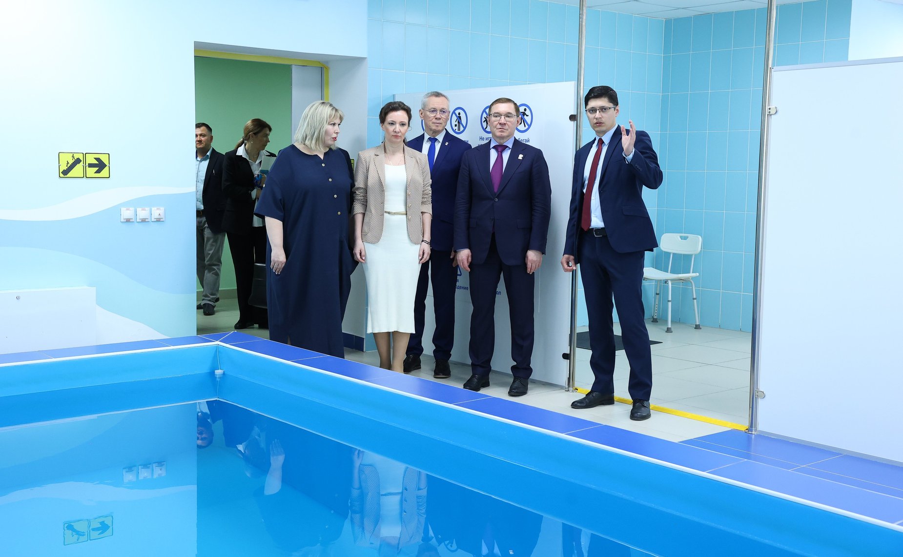 Владимир Якушев в ходе рабочей поездки в Республику Коми встретился с коллективом Республиканского Тентюковского дома-интерната для престарелых и инвалидов