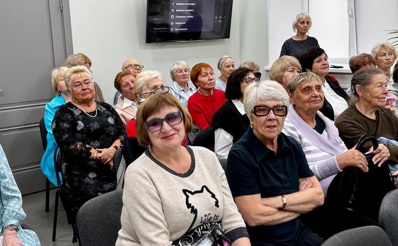 Айрат Гибатдинов вместе с волонтерами благотворительного фонда «За Победу» провел акцию в честь Международного дня благотворительности