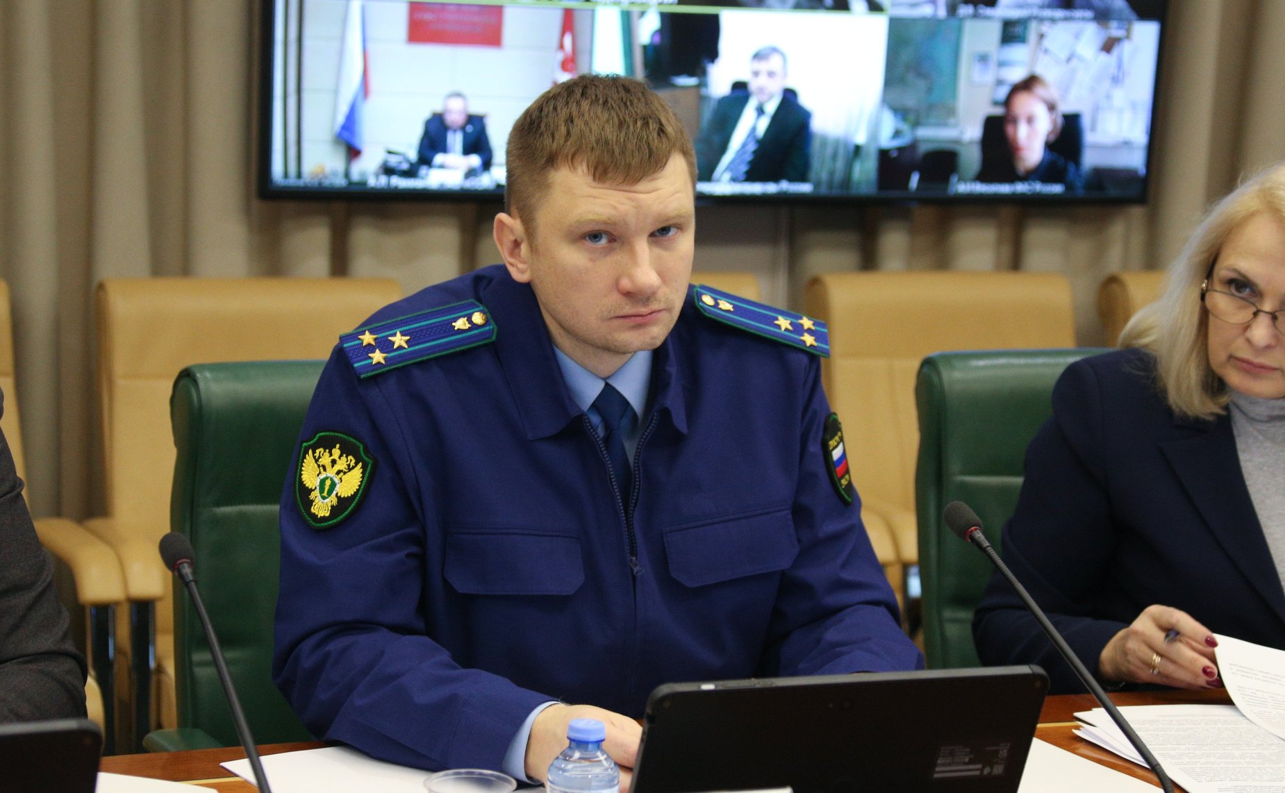 Круглый стол на тему «Развитие линейного судоходства на внутренних водных путях и эффективное использование возможностей внутреннего водного транспорта для развития грузовых и пассажирских перевозок в РФ»