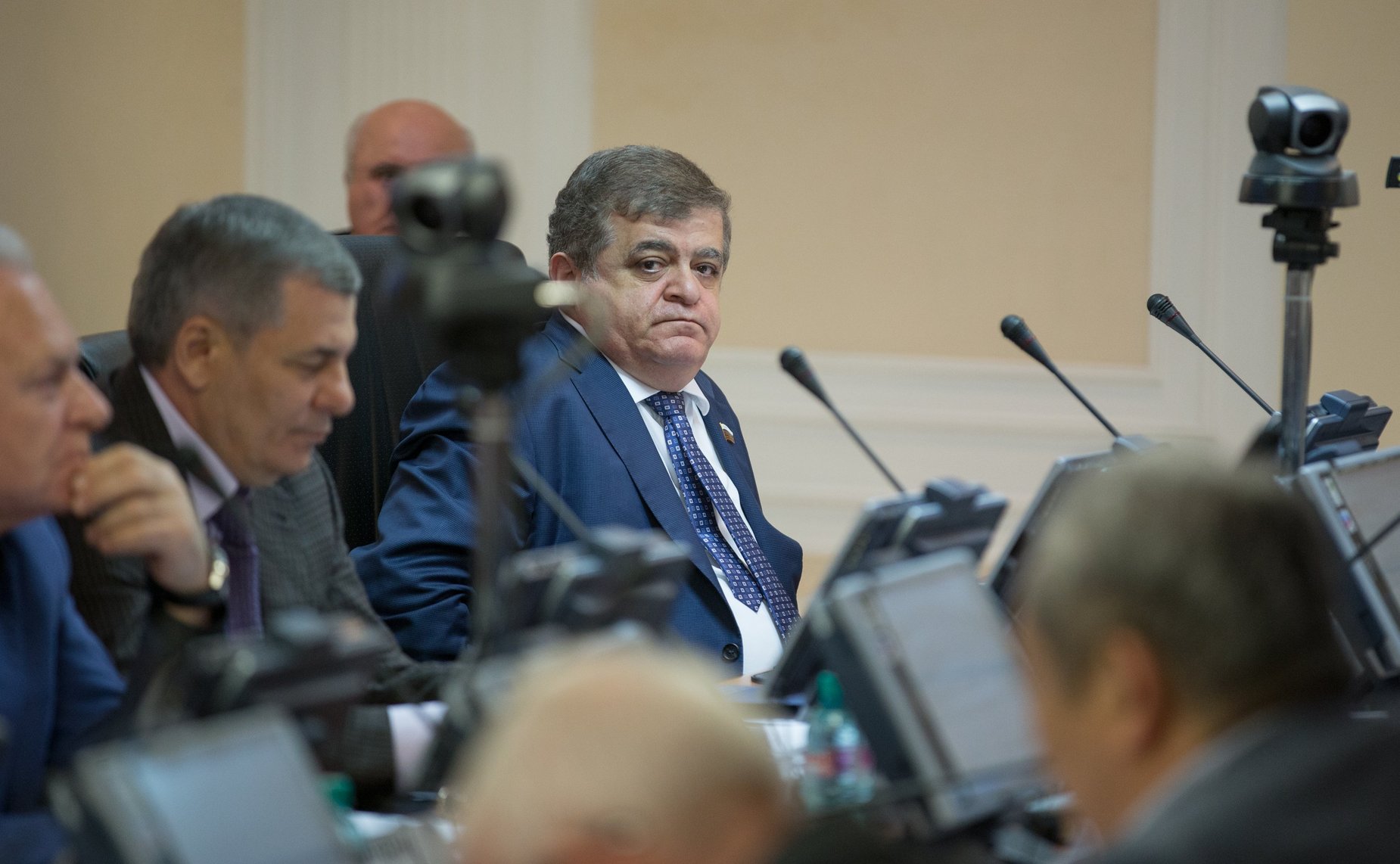 В. Джабаров