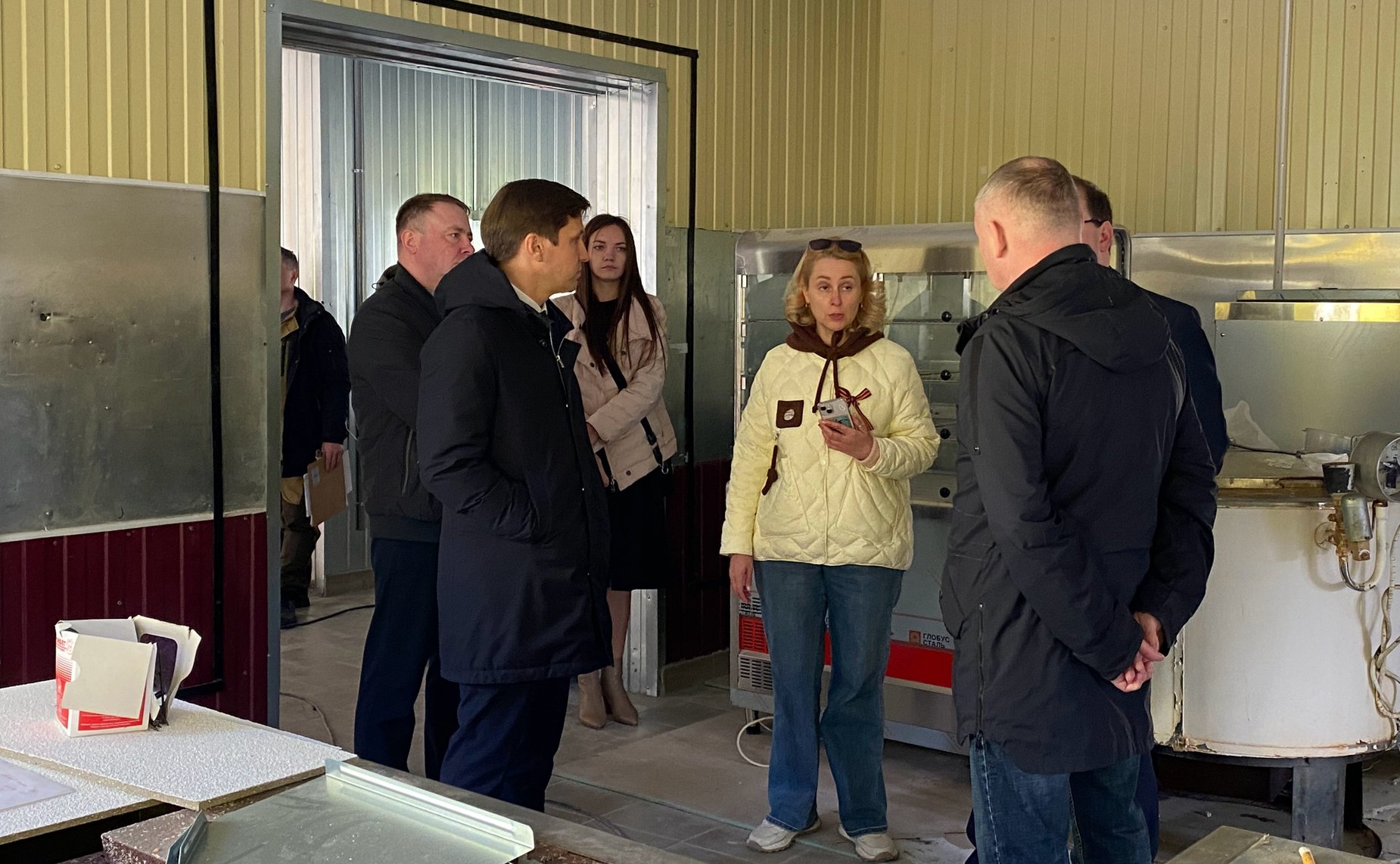 Иван Новиков в рамках рабочей поездки в Плесецкий муниципальный округ посетил детский оздоровительный лагерь «Буревестник»