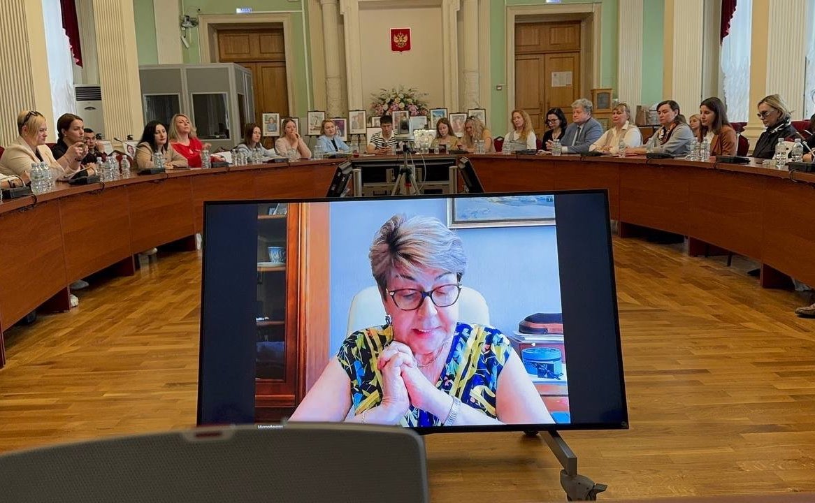 Елена Афанасьева приняла участие в торжественной встрече женщин, занимающихся дипломатической и международной деятельностью