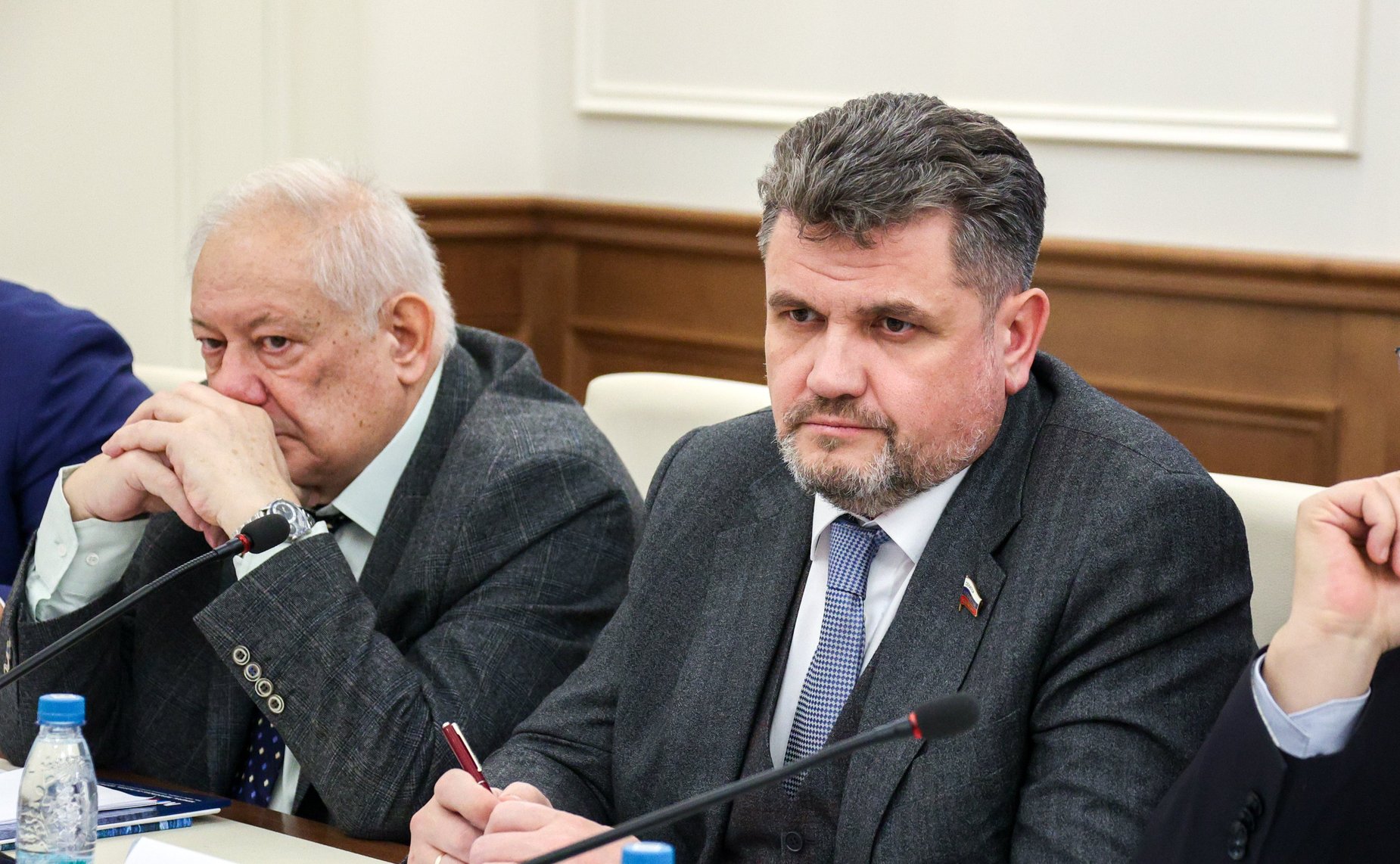 Александр Жуков