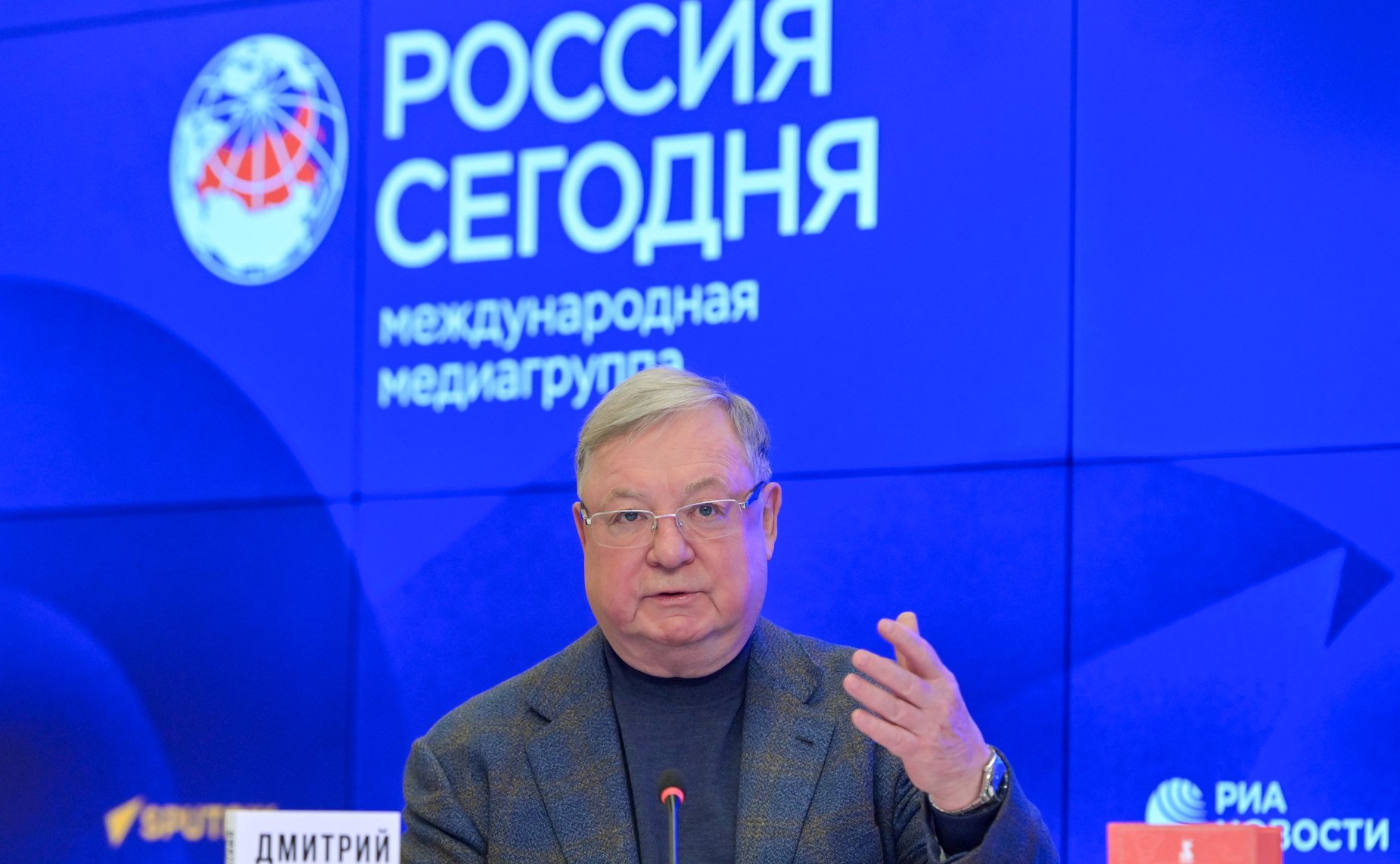 Пресс-конференция «Ко Дню защитника Отечества: вклад литературного сообщества в сохранение исторической памяти»