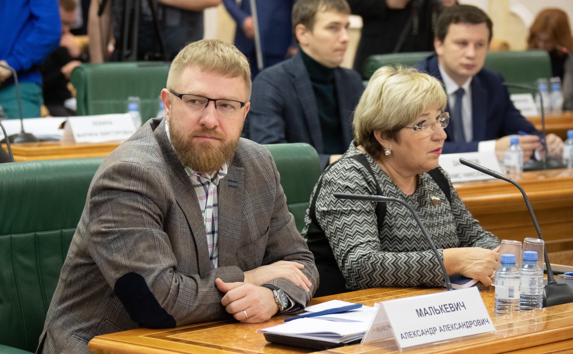 Парламентские слушания Комитета СФ по конституционному законодательству и государственному строительству и Комитета СФ по науке, образованию и культуре