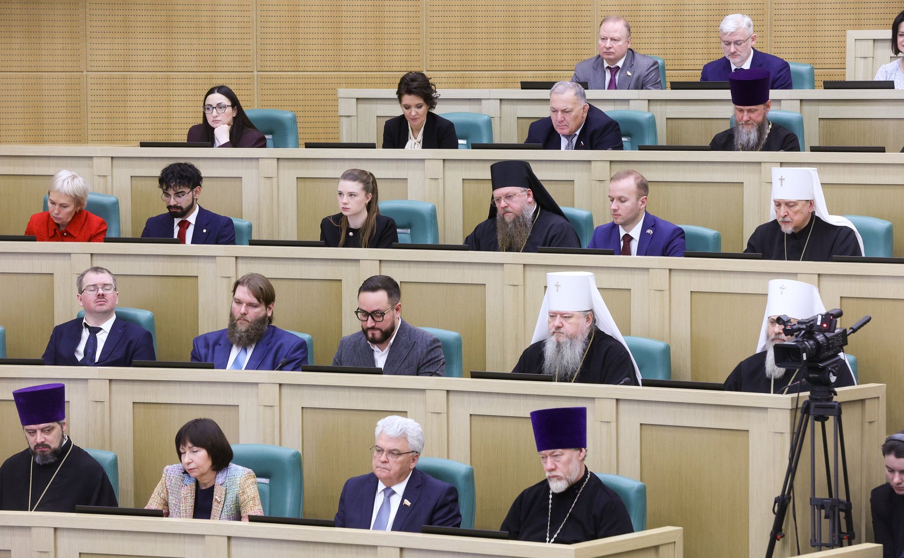 Пленарное заседание XIV Рождественских парламентских встреч