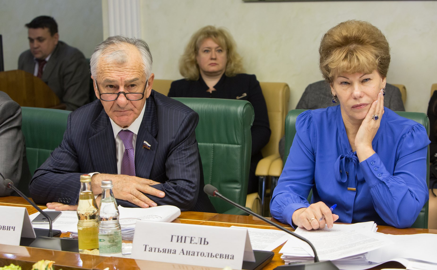 В. Дерев и Т. Гигель Заседание Комитета Совета Федерации по аграрно-продовольственной политике и природопользованию