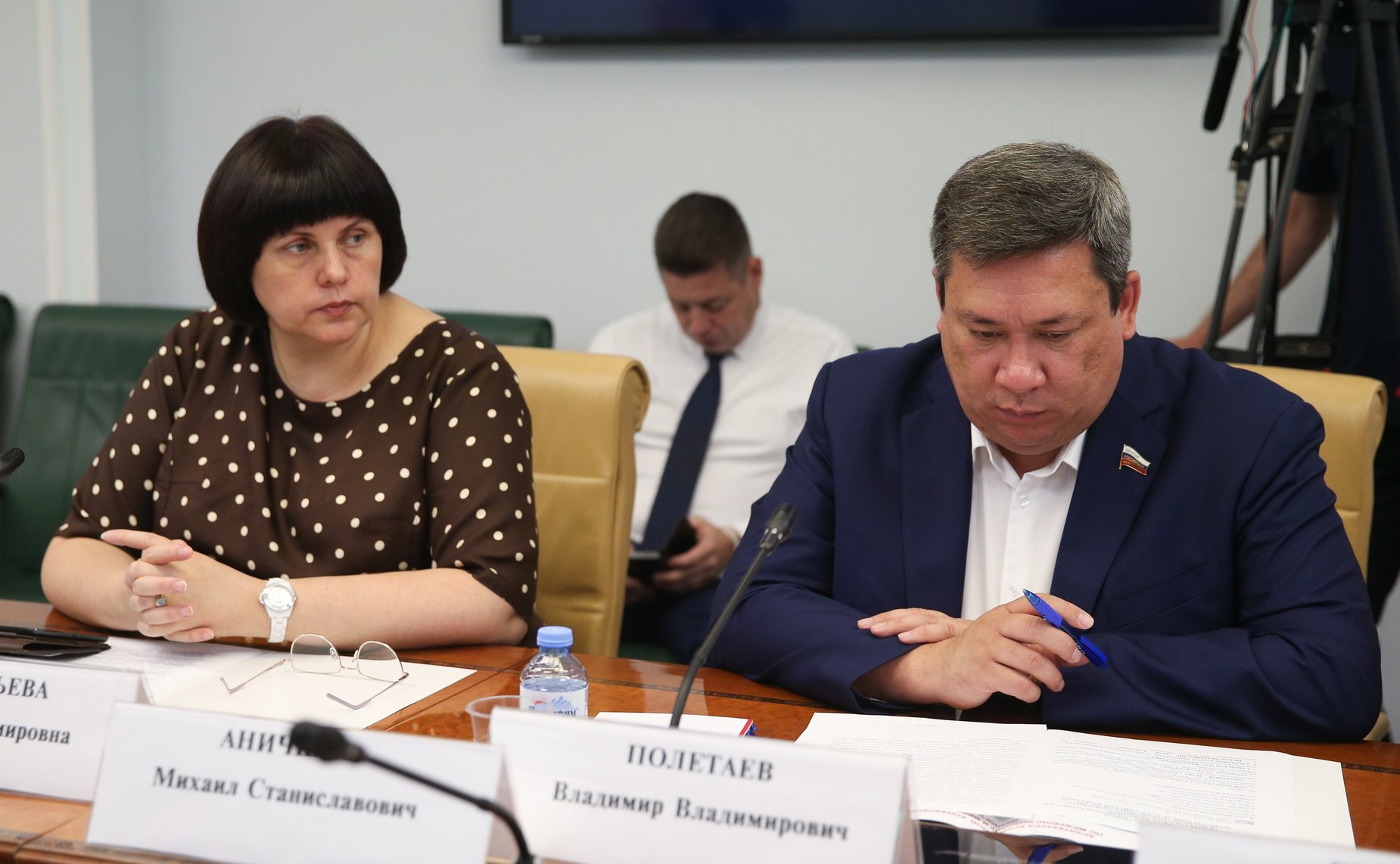 «Круглый стол» в рамках работы Временной комиссии по защите государственного суверенитета и предотвращению вмешательства во внутренние дела РФ