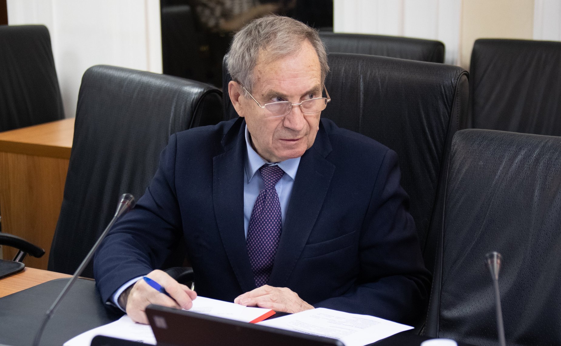 «Круглый стол» на тему «Конституционные аспекты защиты прав участников трудовых отношений в условиях глобальной информатизации»