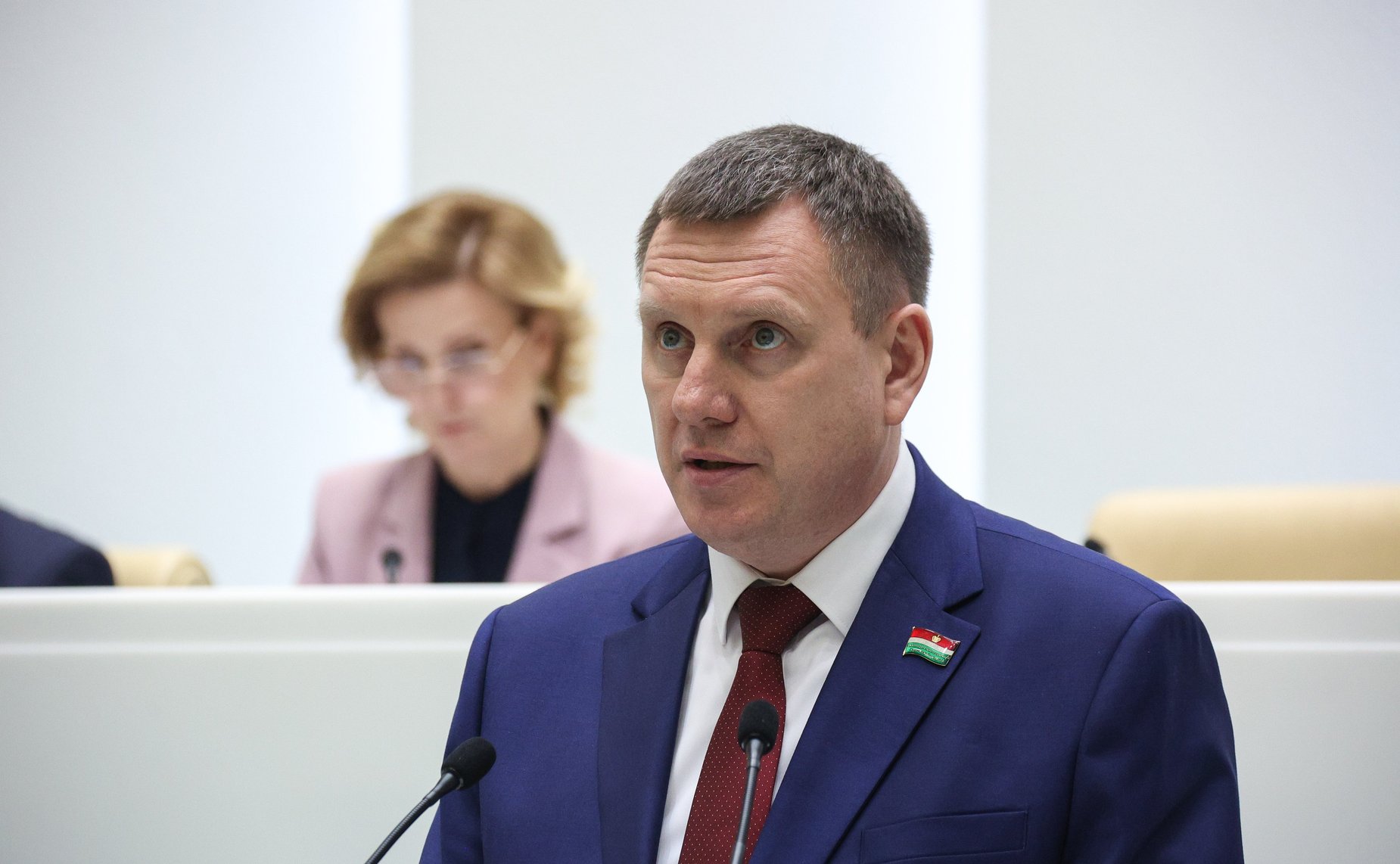 Председатель Законодательного Собрания Калужской области Геннадий Новосельцев