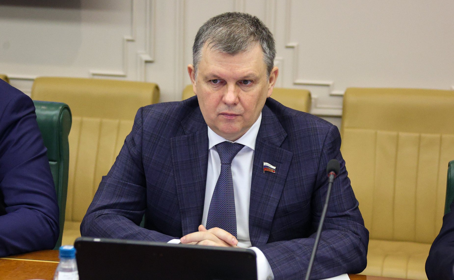 Александр Наролин