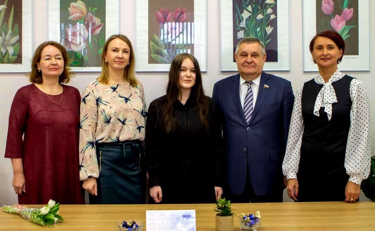 Александр Ракитин в ходе рабочей поездки в регион провел встречу с представителями общественных и научных кругов Республики Карелия