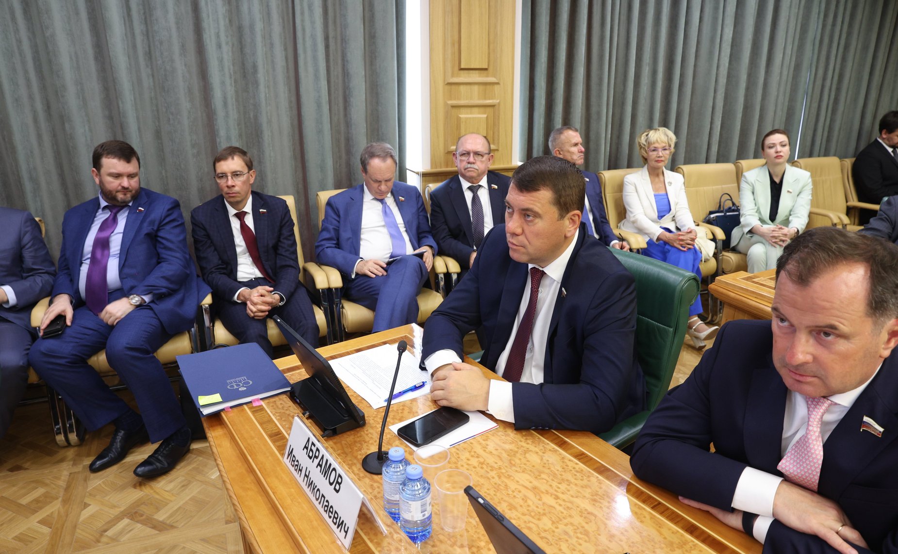 Встреча сенаторов Российской Федерации с заместителем Председателя Правительства РФ Маратом Хуснуллиным в формате «открытого диалога»