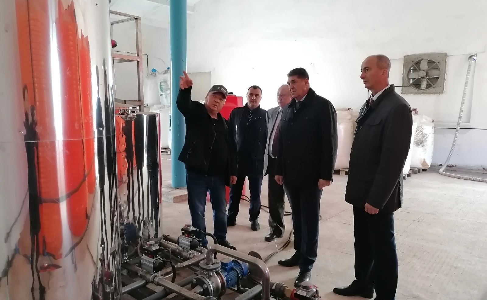 Андрей Шевченко в ходе рабочей поездки в регион посетил в Александровском районе крестьянско-фермерское хозяйство