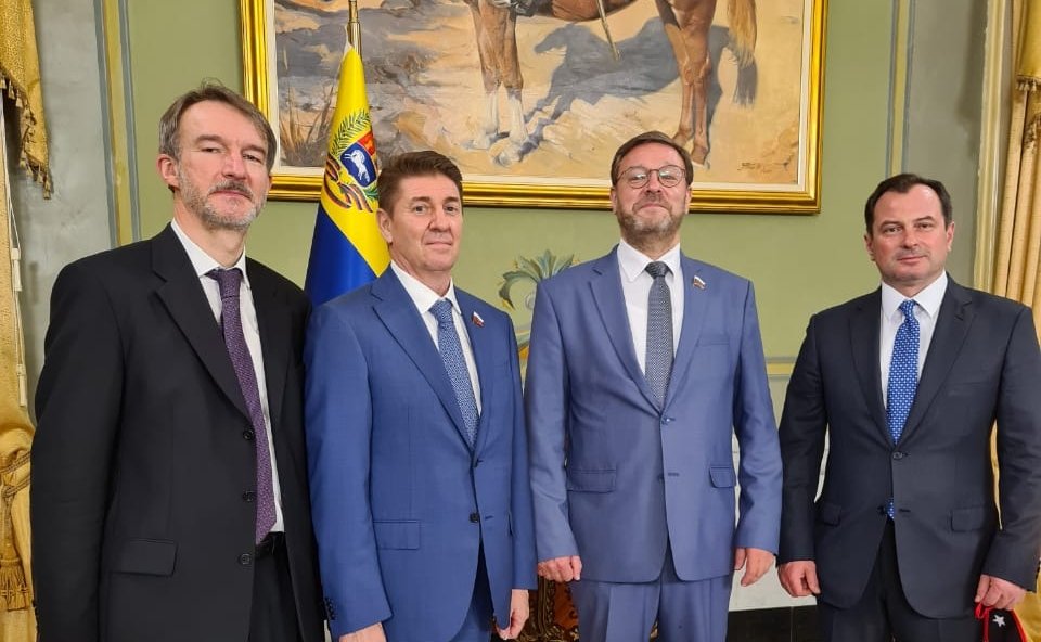 Константин Косачев возглавил делегацию Совета Федерации по наблюдению за выборным процессом в Венесуэле