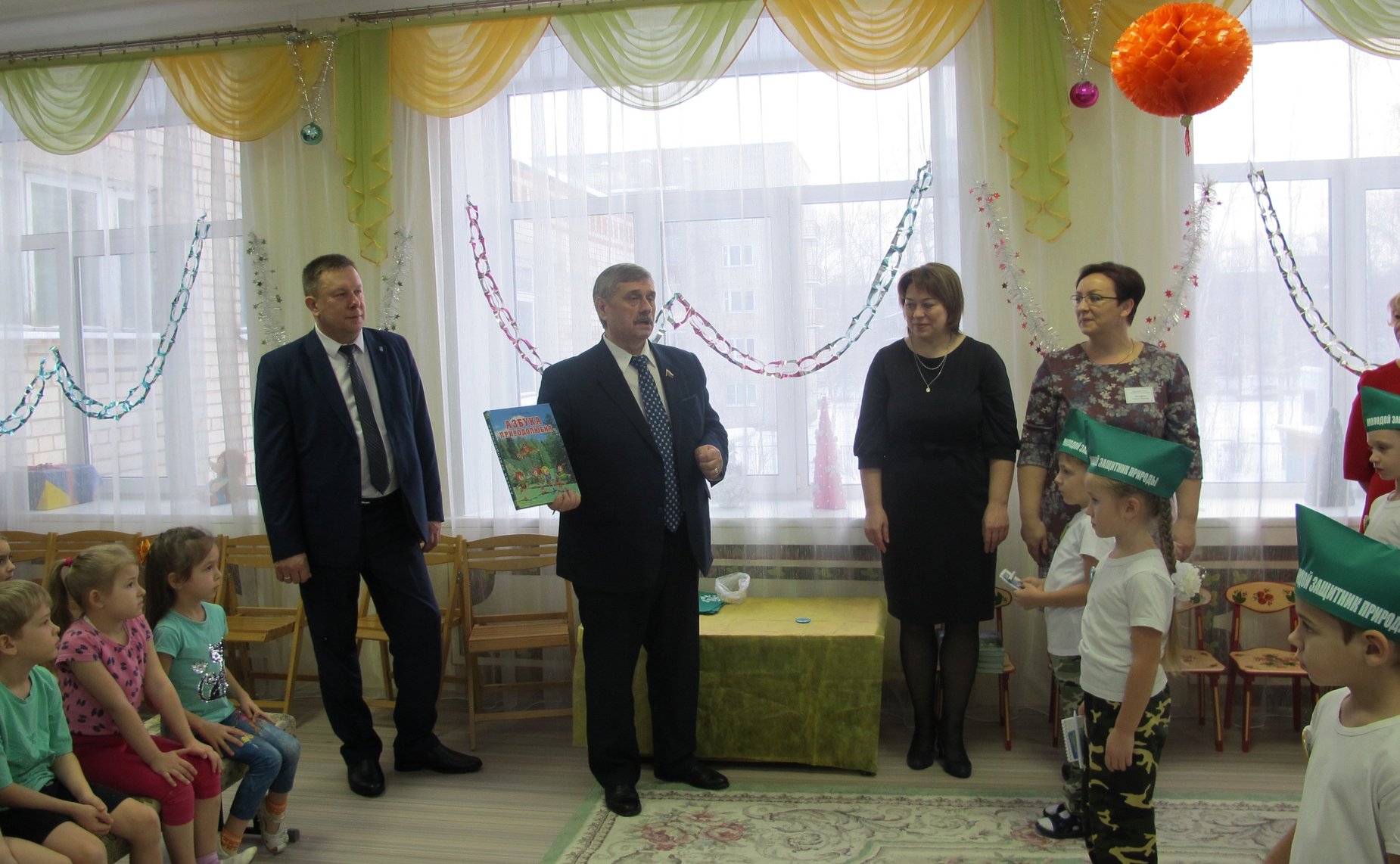 М. Козлов посетил детский сад №5 «Улыбка» города Волгореченска