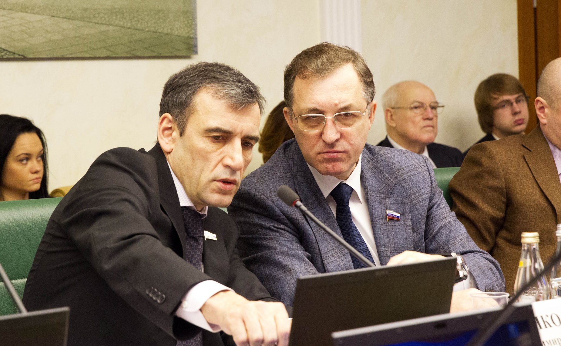 Комитет по экономической политике-6