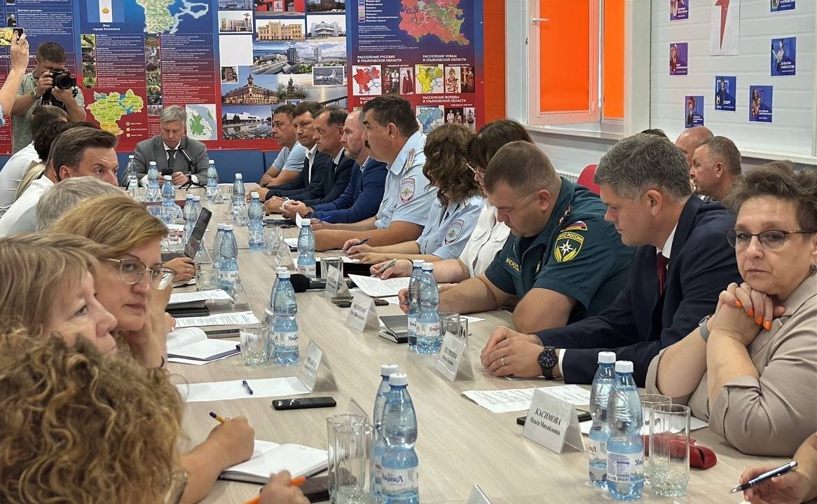 Айрат Гибатдинов принял участие в заседании областной межведомственной комиссии по вопросам организации отдыха и оздоровления детей