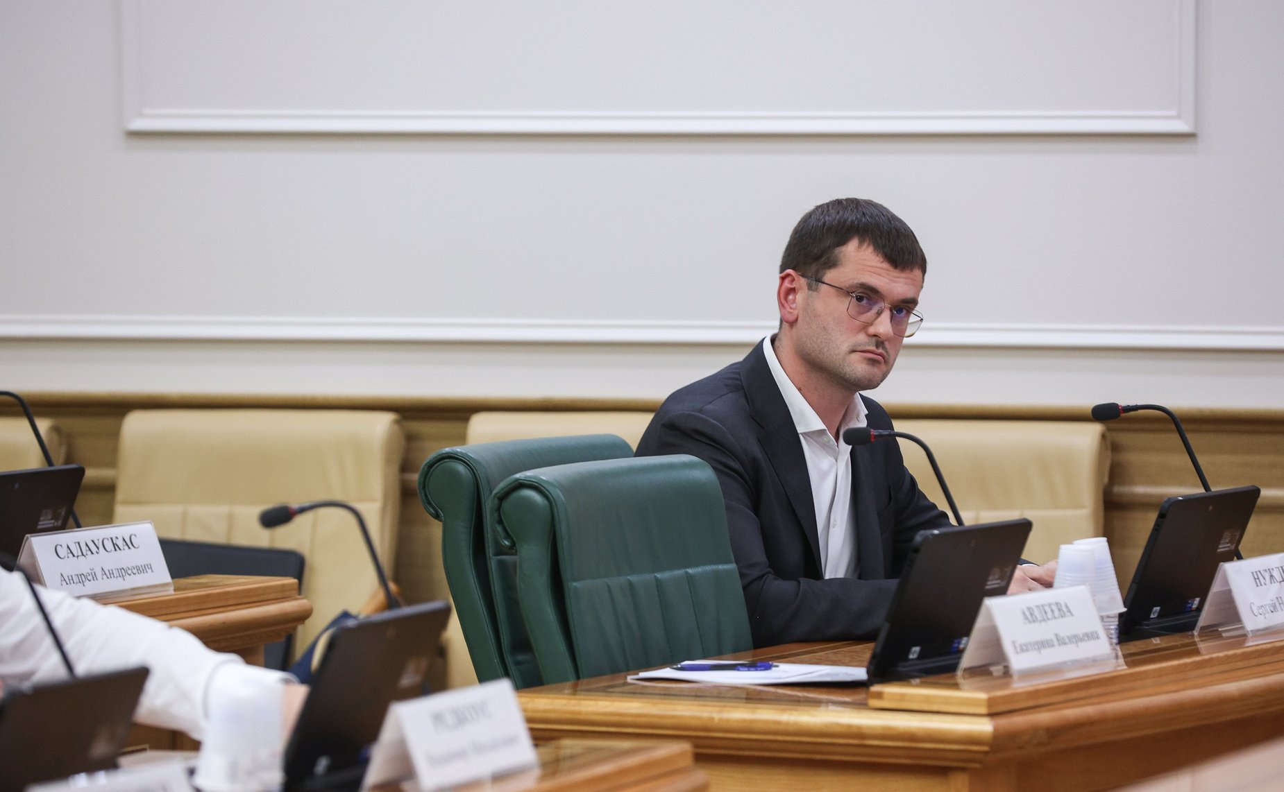 Круглый стол Комитета Совета Федерации по конституционному законодательству и государственному строительству на тему «Административная ответственность за нарушения в сфере миграции»