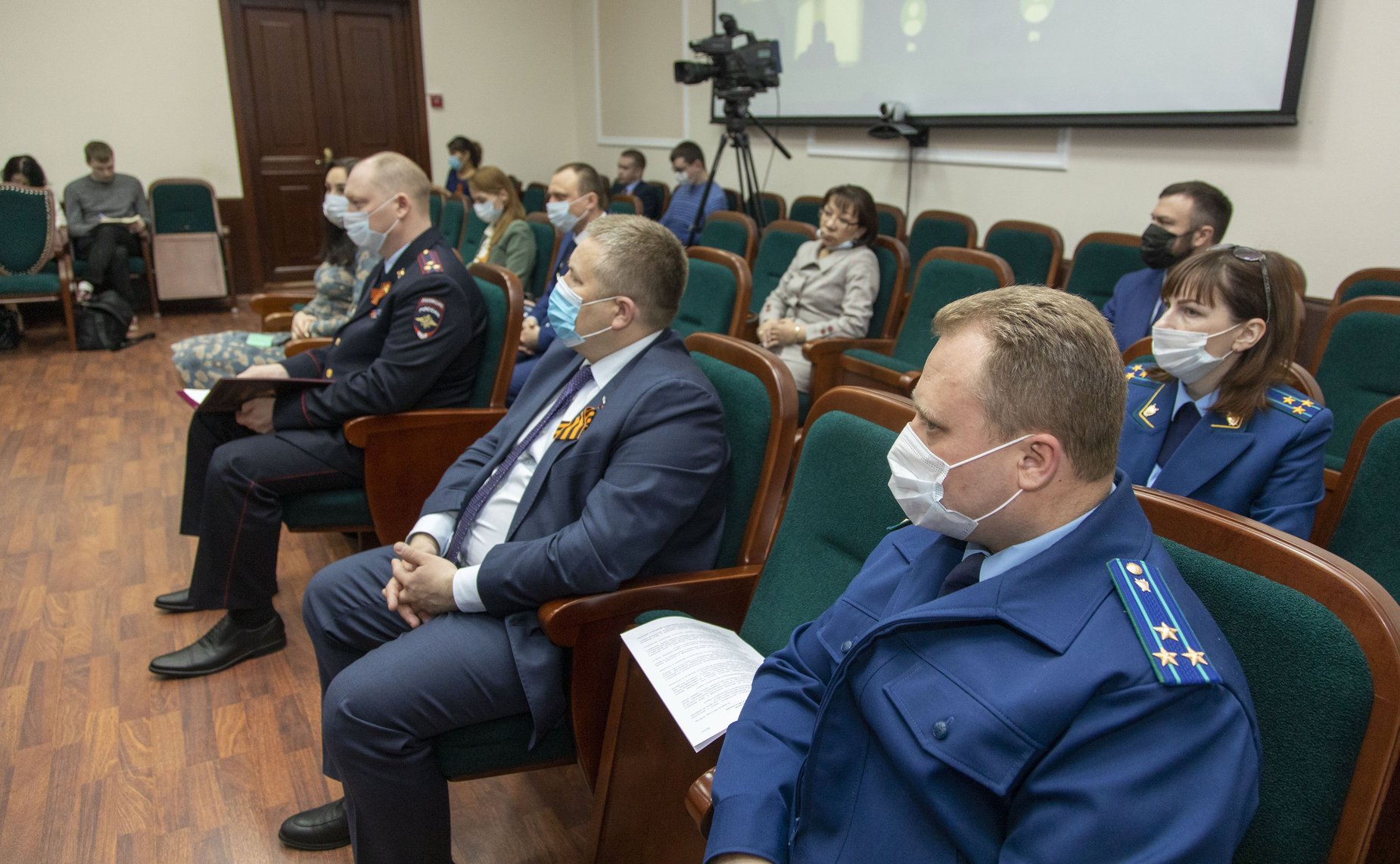 Денис Гусев принял участие в работе 35-й сессии Собрания депутатов Ненецкого автономного округа