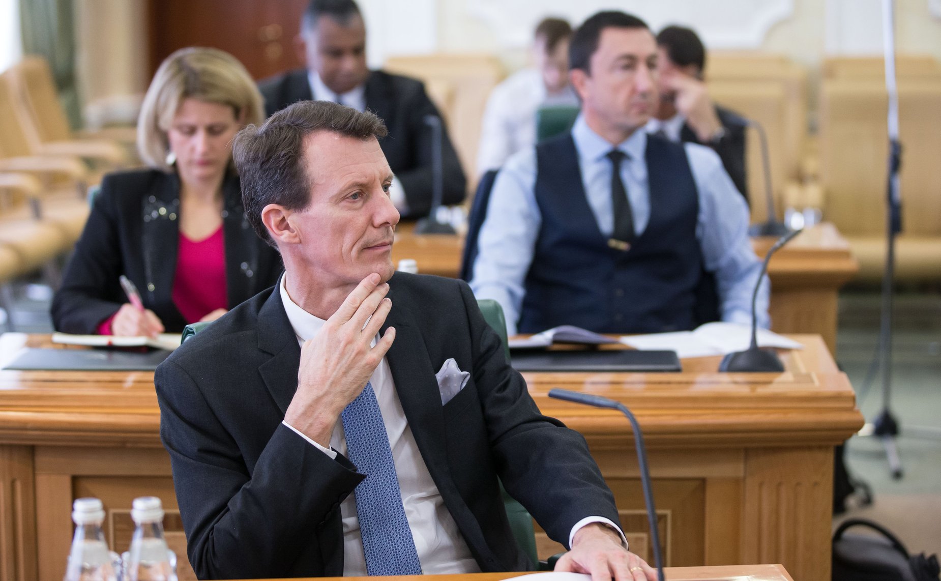 Встреча В. Бондарева с директором Центра высших военных исследований Французской Республики Винсентом Жиро