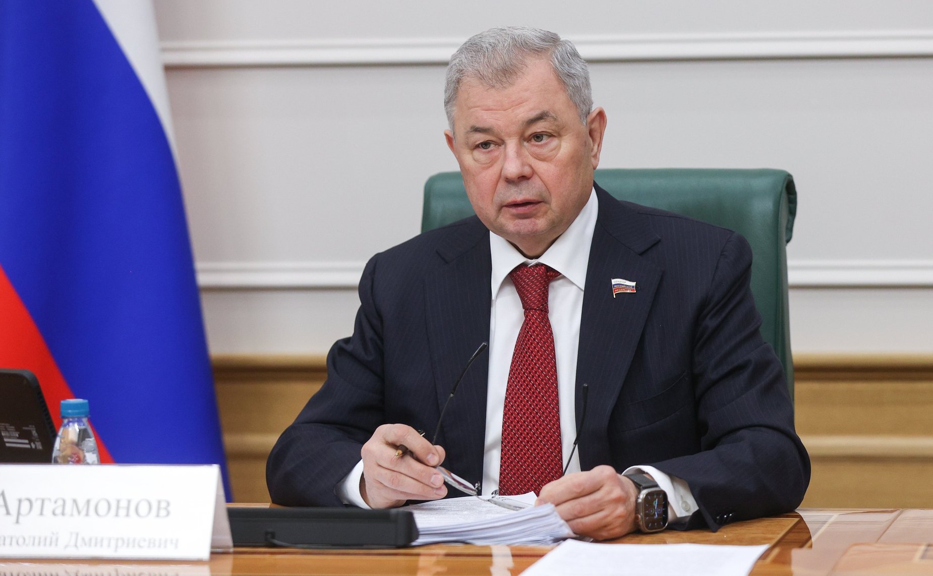 Анатолий Артамонов