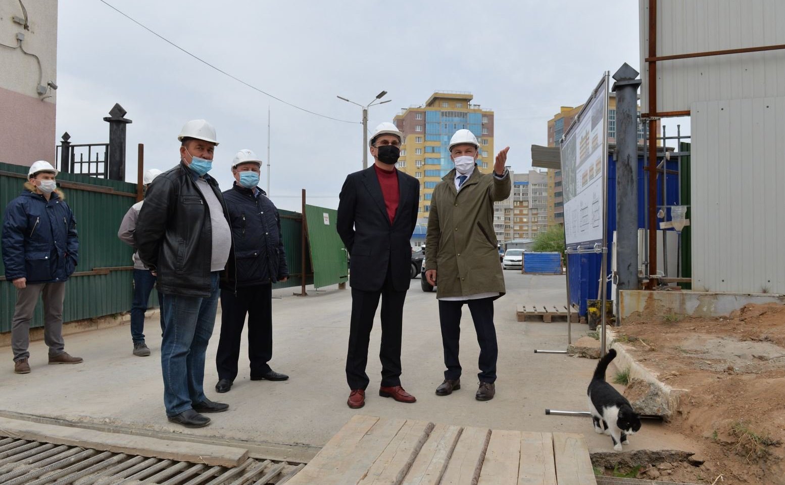 Николай Федоров ознакомился с ходом строительства дополнительного четырехэтажного корпуса Федерального центра травматологии, ортопедии и эндопротезирования в г. Чебоксары