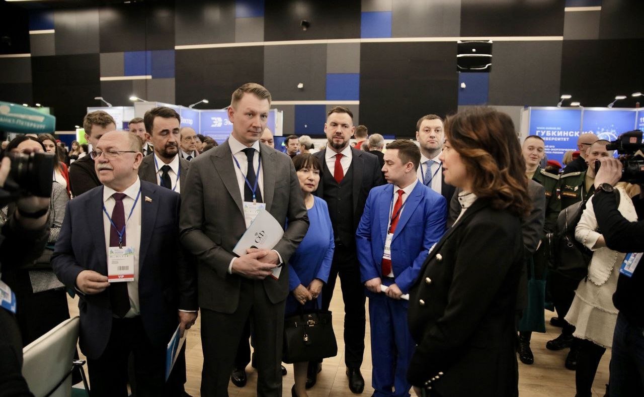 Сенаторы приняли участие в работе XXIII Международного форума «Экология большого города»