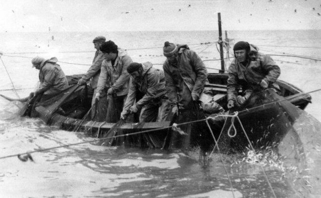 Эдуард Исаков в ходе работы в регионе сенатор обсудил проект уникального музея «Тыл — фронту» в городе Югорске