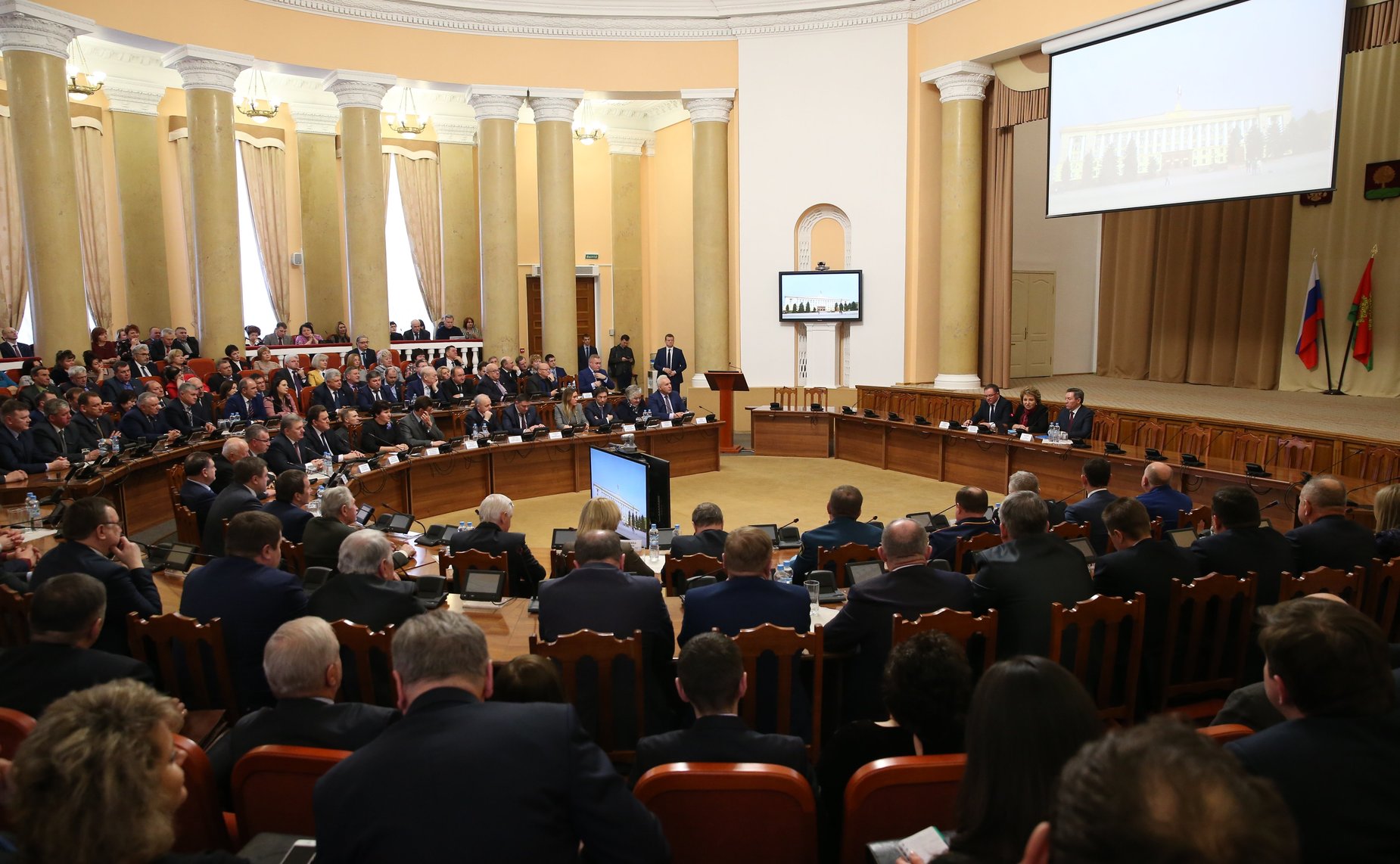 В. Матвиенко в Липецке