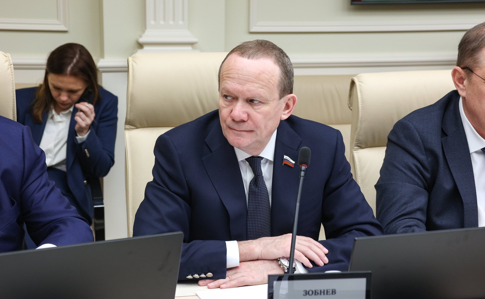 Виктор Зобнев