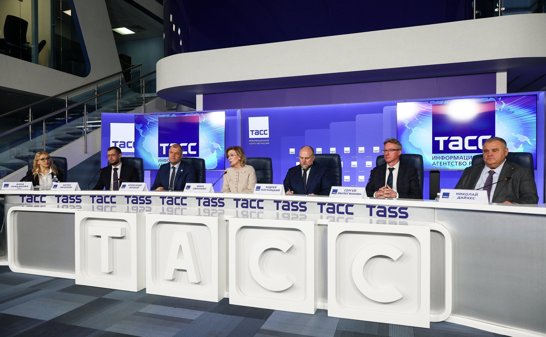 Заместитель Председателя Совета Федерации Инна Святенко приняла участие в пресс-конференции, приуроченной ко Всемирному дню слуха и посвященная вопросам современных методов диагностики, лечения и реабилитации пациентов с нарушениями слуха