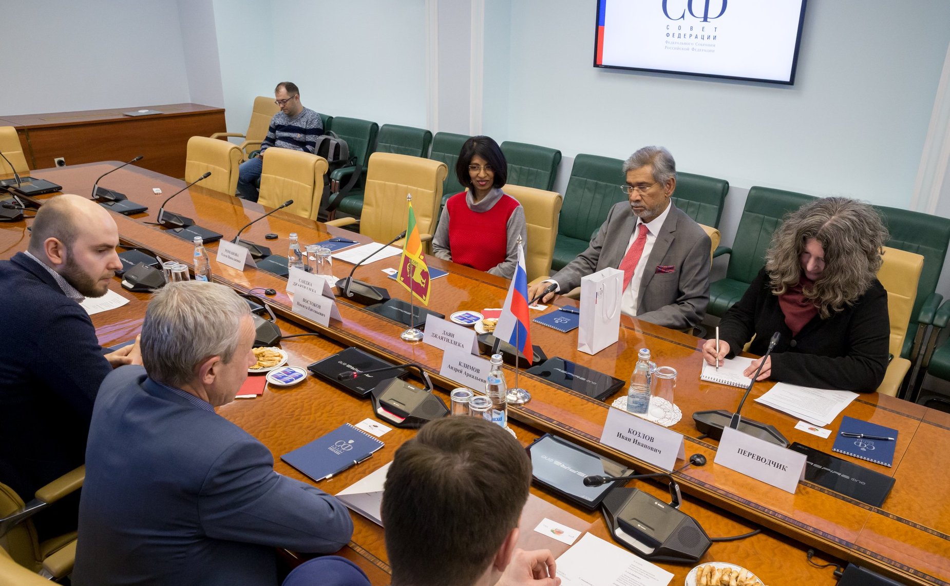 Встреча Андрея Климова с Чрезвычайным и Полномочным Послом Республики Шри-Ланка в РФ Даяном Джаятиллекой