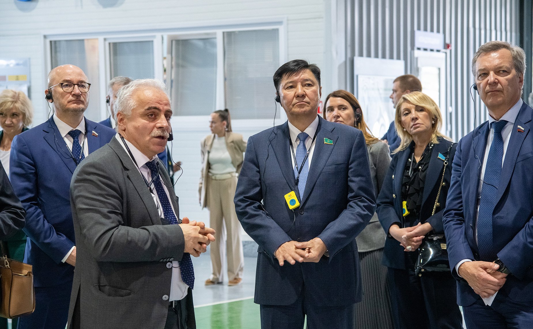 Участники 23-го заседания Комиссии по сотрудничеству между Советом Федерации и Сенатом Парламента Республики Казахстан посетили Тверской вагоностроительный завод