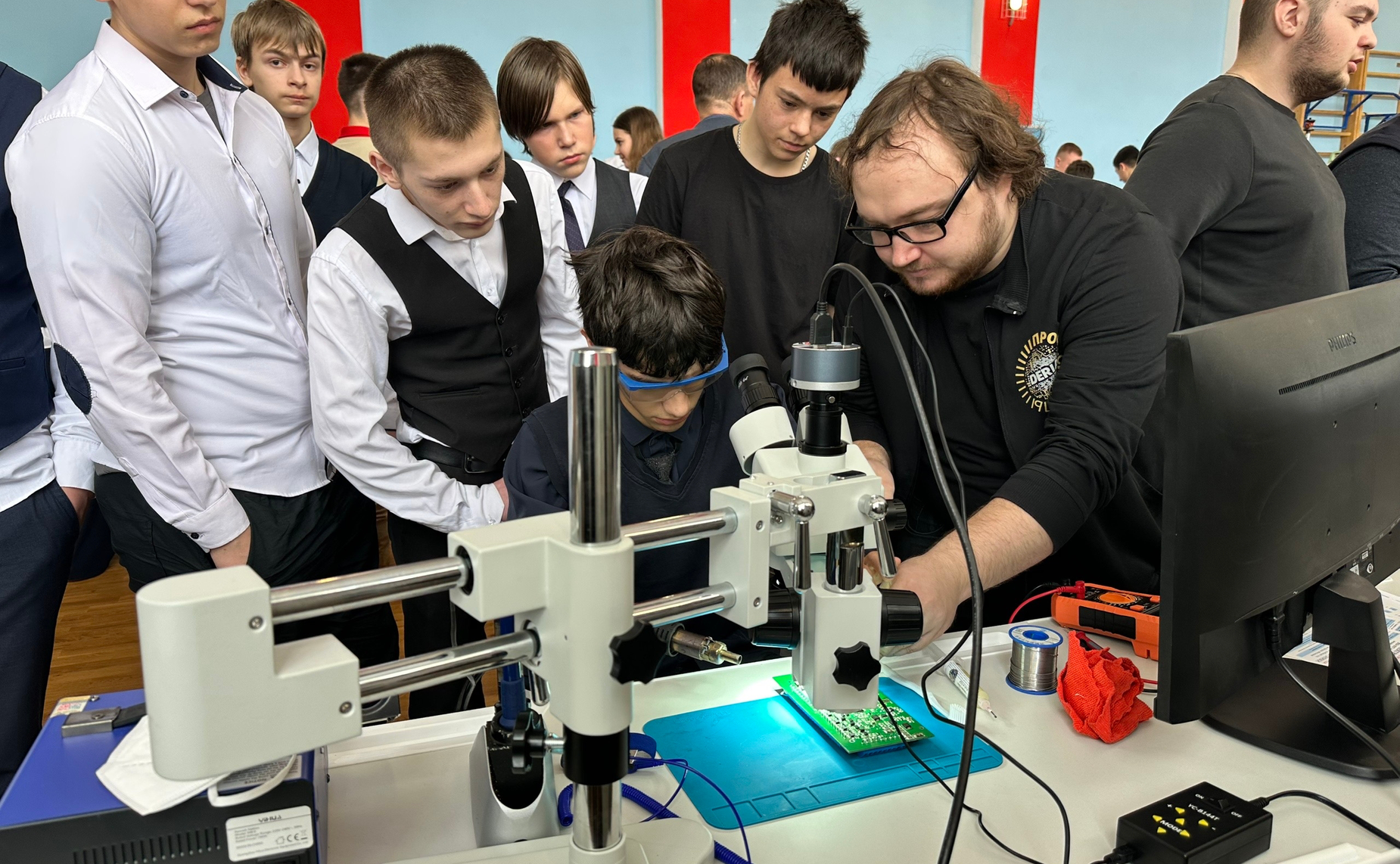 Игорь Мурог принял участие в региональном профориентационном проекте «Билет в будущее» для выпускников Александро-Невского и Ухоловского муниципальных округов