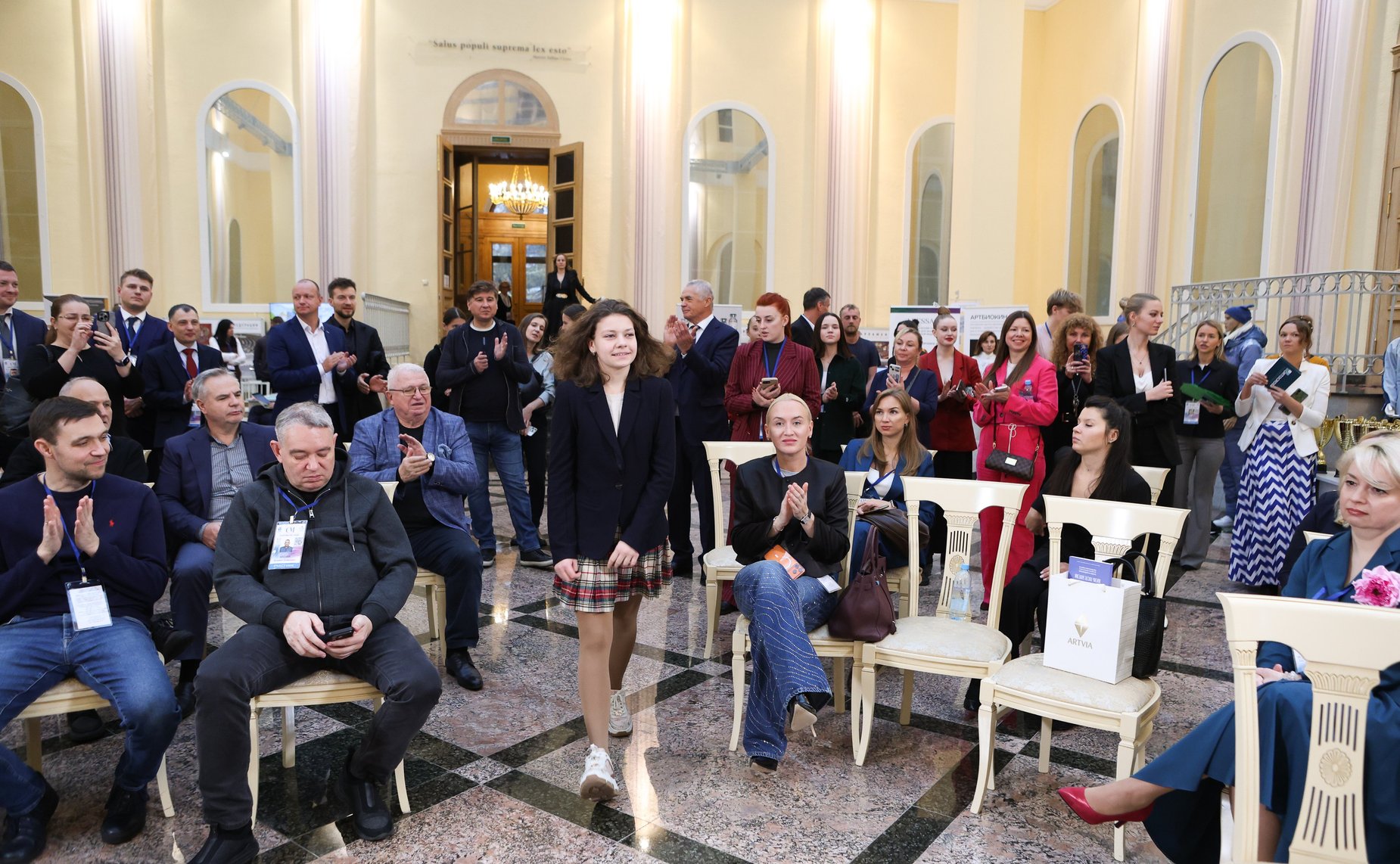 Модерационная гостиная «Содружество здоровья». Награждения. IV Международный Форум «Содружество моды»