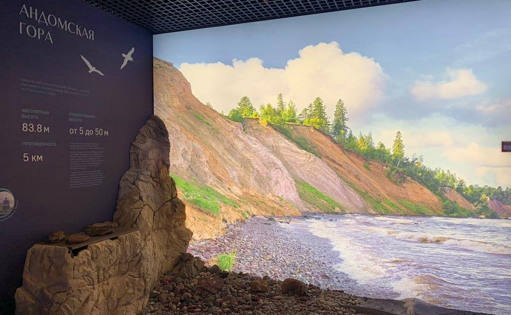 Юрий Воробьев поздравил спасателей Вологодской области, преподавательский состав и воспитанников образовательного центра «Корабелы Прионежья» с профессиональным праздником — Днем спасателя