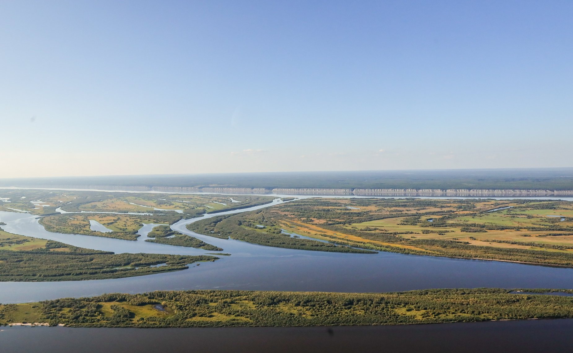 Сенаторы РФ в рамках выездного совещания Комитета СФ по федеративному устройству, региональной политике, местному самоуправлению и делам Севера посетили Национальный парк Ленские столбы