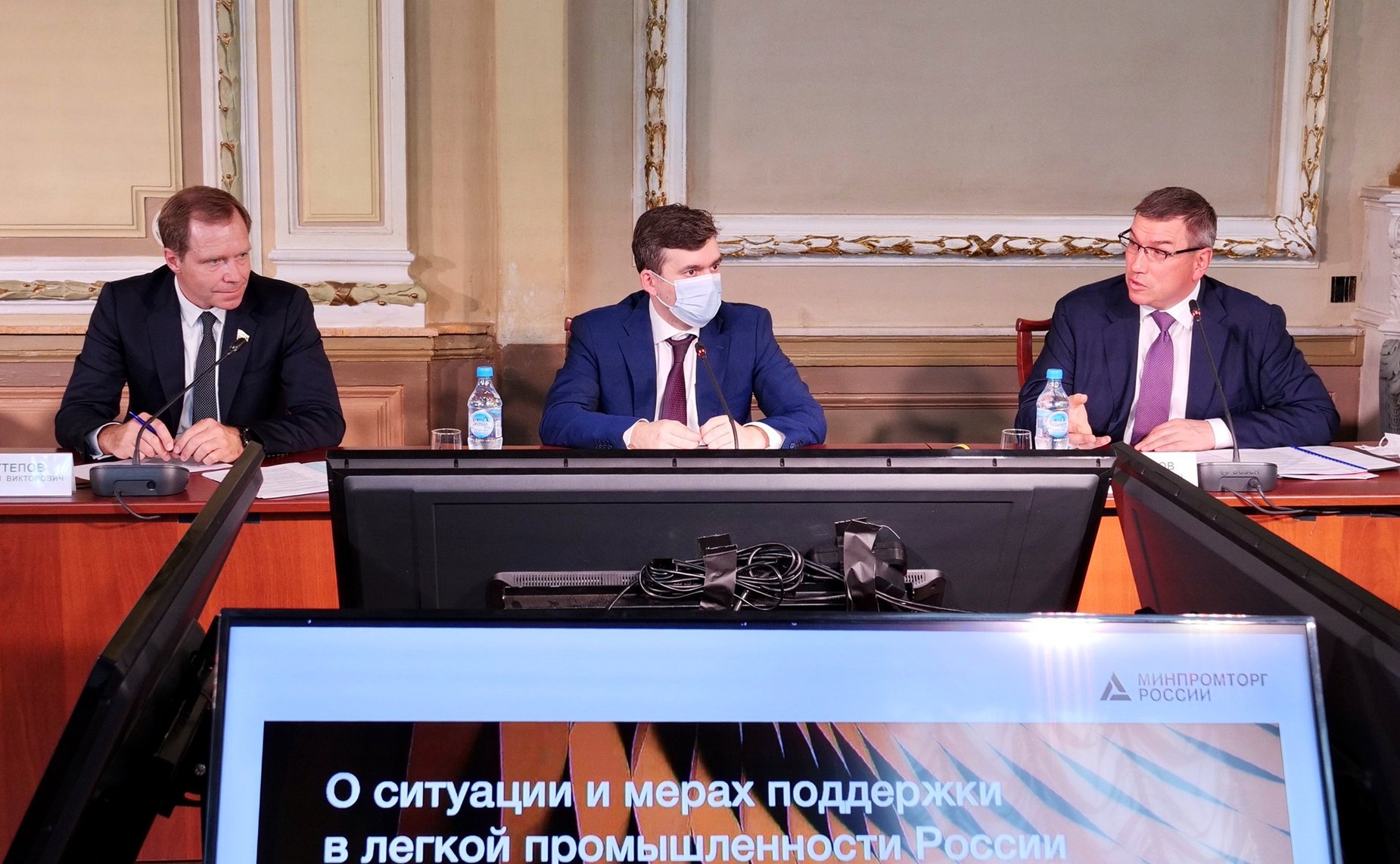 Андрей Кутепов провел в г. Шуя Ивановской области выездное заседание Комитета СФ по экономической политике