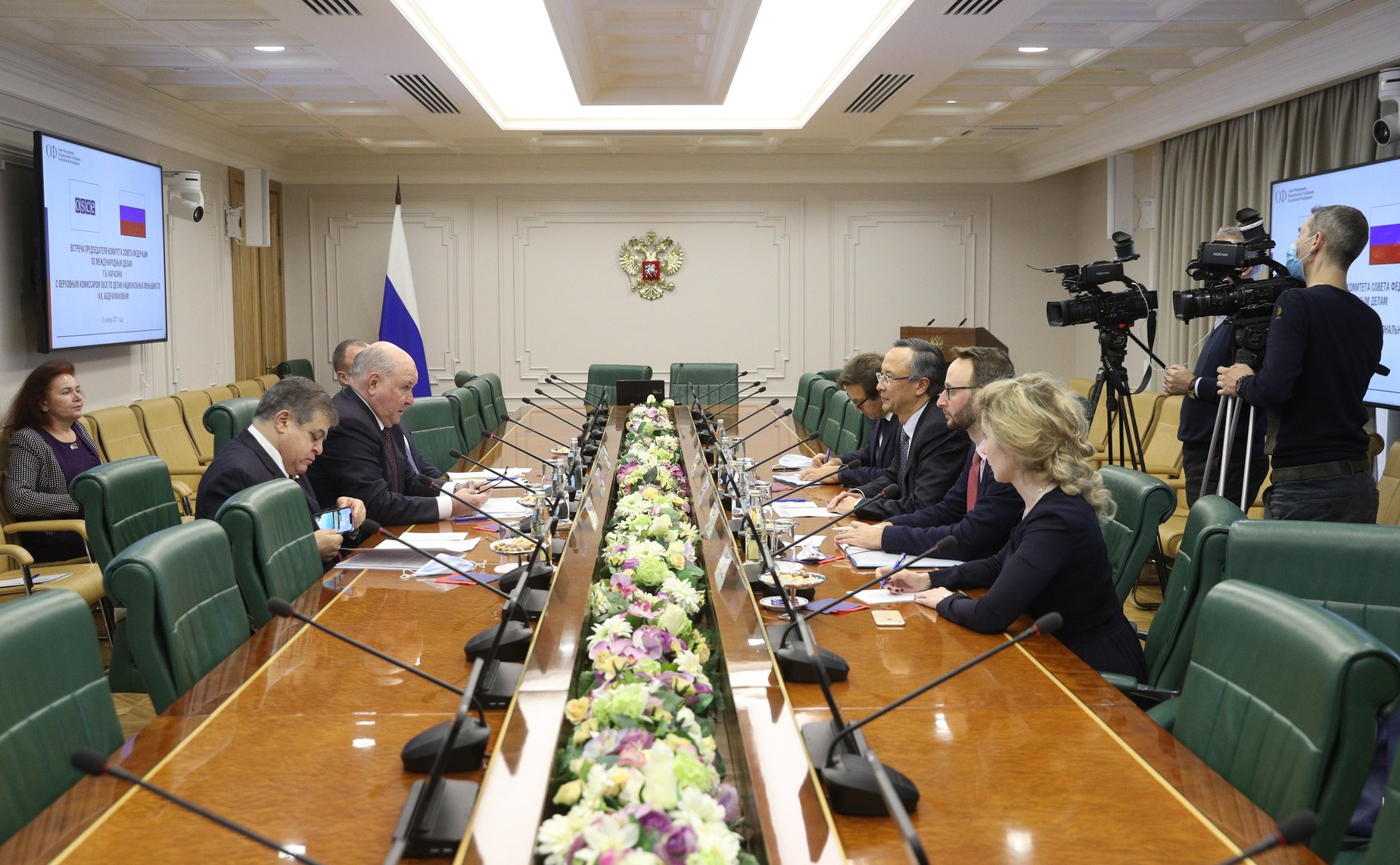 Встреча председателя Комитета СФ по международным делам Григория Карасина с Верховным комиссаром ОБСЕ по делам национальных меньшинств