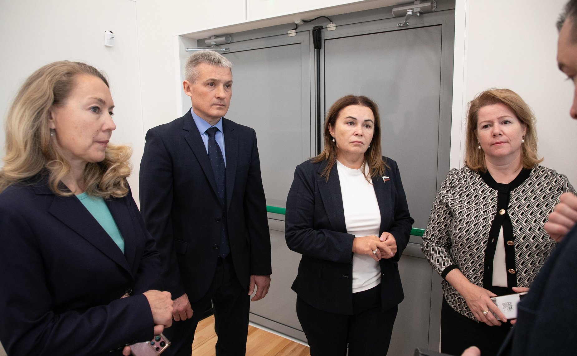 Сенаторы посетили Центр физкультурной и спортивной работы «Олимпия» Тюменского муниципального района