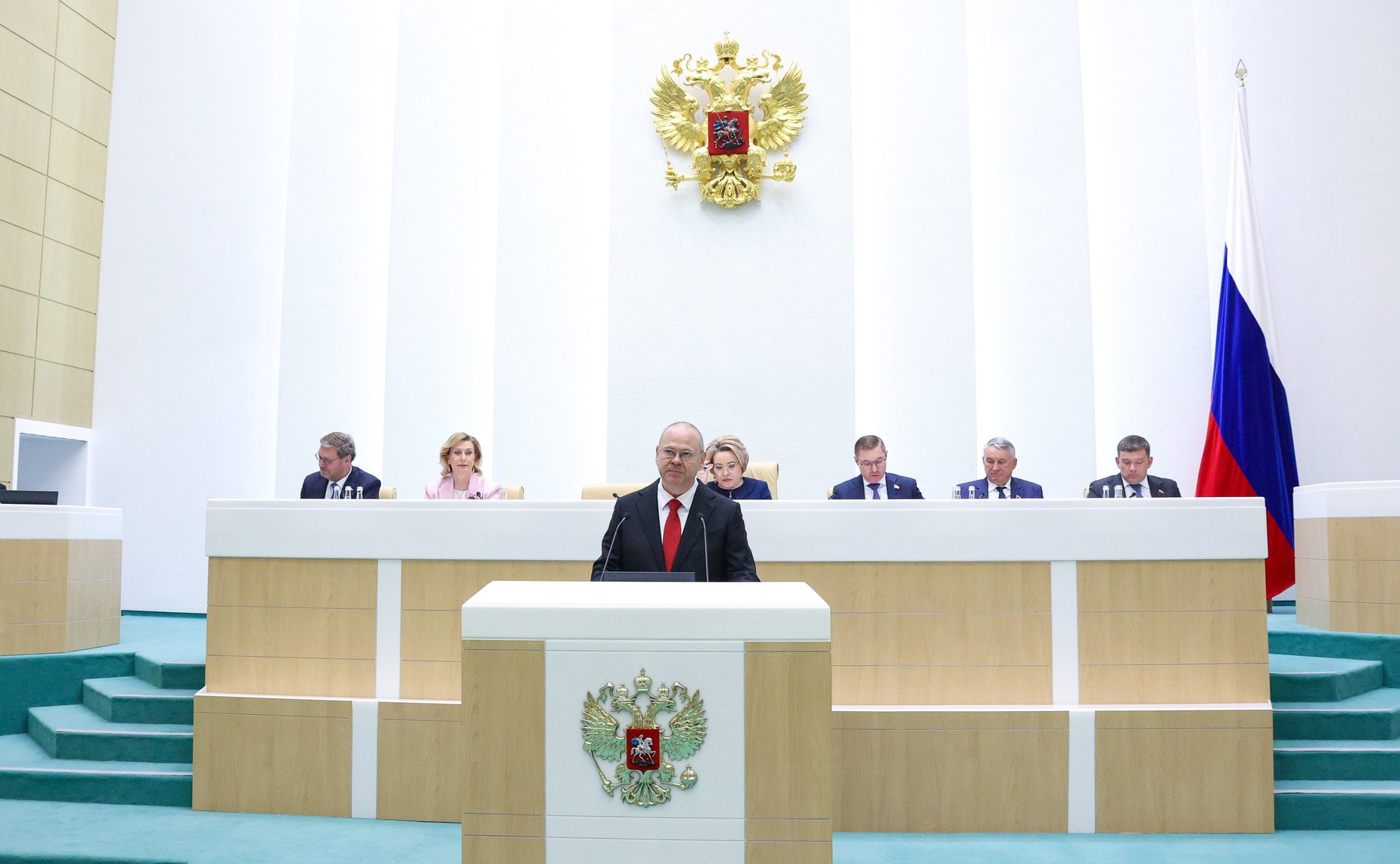 Губернатор Пензенской области Олег Мельниченко