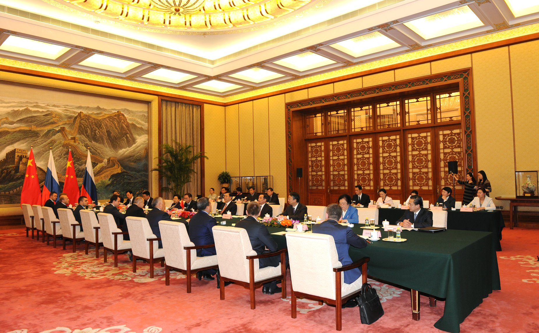 И. Умаханов Делегация Совета Федерации с визитом в КНР